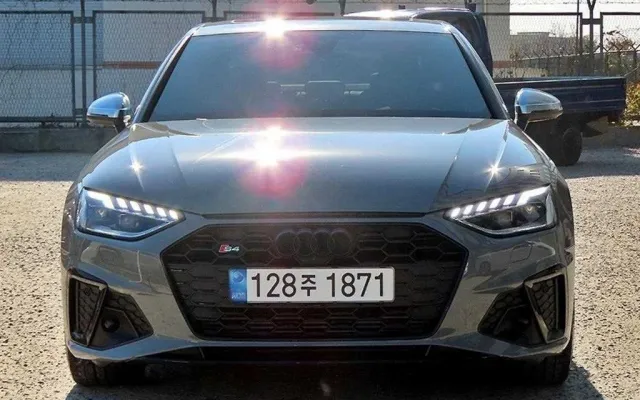 액티언스포츠 중고차 S4 (B9) 3.0 TFSI 콰트로 매물 사진 2 - 2022/03 53,331km